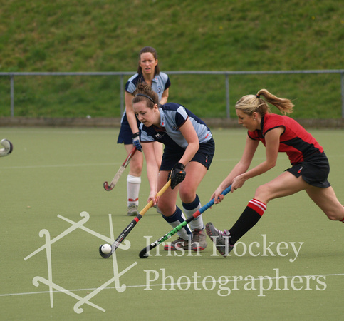 Claire Fitzpatrick pushes forward