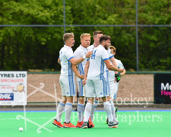 TRR celebrate going 1-0 up